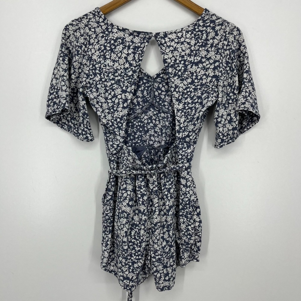 Abercrombie & Fitch Romper Bodysuit Women's XS Purple Floral V-Neck Open Back 2" - Picture 8 of 10